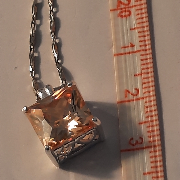 Elegant925 Sterling Silver Necklace with Square Amber Pendant - Picture 8 of 10